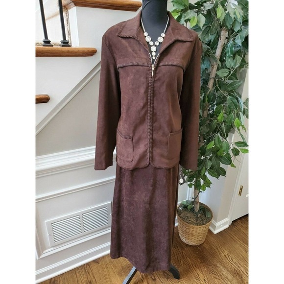 First Option Too Women Brown Polyester Long Sleeve 2 Piece Suit 18W - Picture 12 of 15